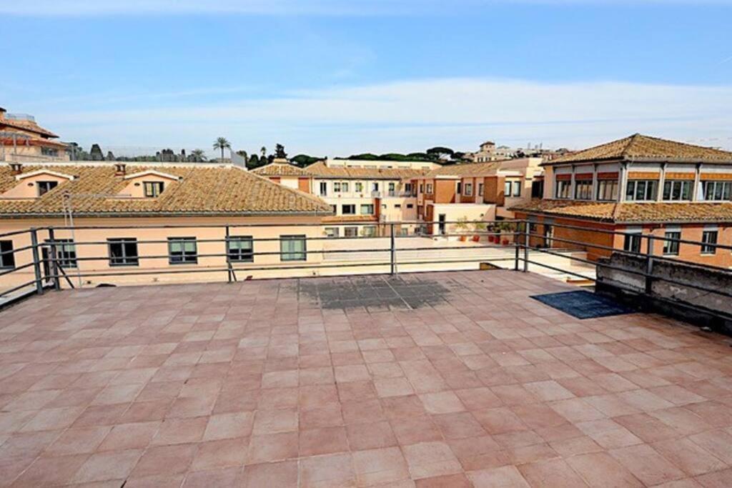 Attico Loft & Rooftop Colosseo Rzym Zewnętrze zdjęcie